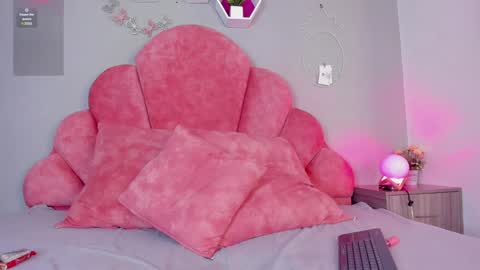 TIANA  online show from 01.03.25