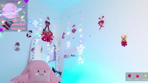 Tiana Le online show from 11.25.25