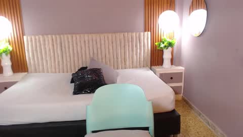 tianasky online show from 10.03.25