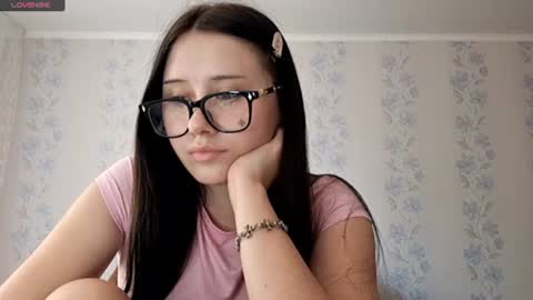 Snapshot of tiastinner chatting on 06.17.26 Margo online show from 06.17.26