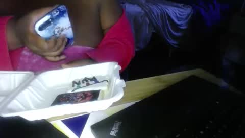 Tierra Henri online show from 12.03.25