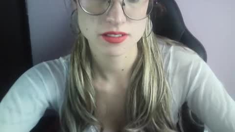 Tifanny online show from 03.09.25
