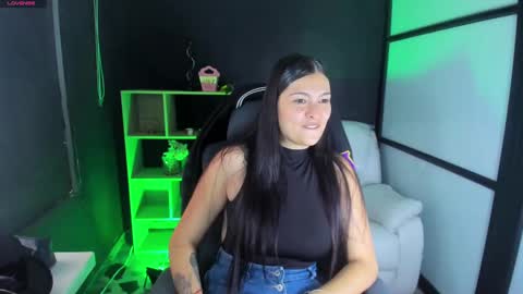       online show from 03.08.25