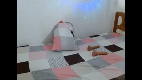 tifanyxesi online show from 01.12.25