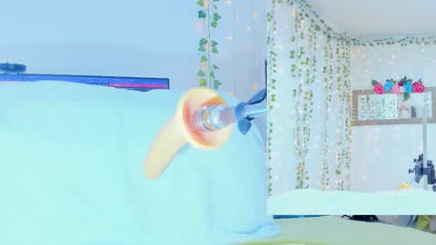 Snapshot of tiffanny_love__ chatting on 10.08.25 Tiffanny online show from 10.08.25