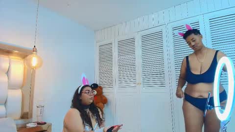 Tiffany and Stacy online show from 10.08.25