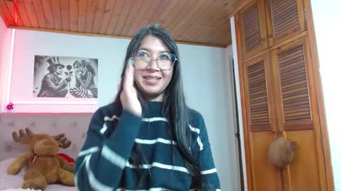 Snapshot of tiffany_beauty18 chatting on 10.08.25 Tifanny online show from 10.08.25