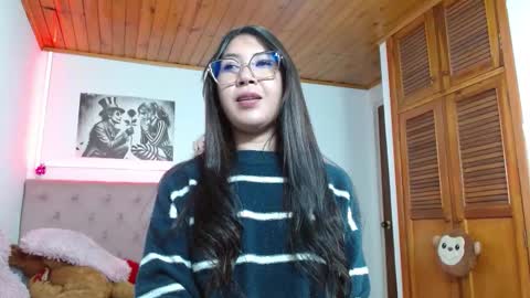 Snapshot of tiffany_beauty18 chatting on 10.26.25 Tifanny online show from 10.26.25