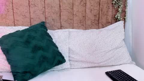 Tiffany Becker online show from 10.14.25