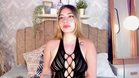 Tiffany Becker online show from 01.12.26