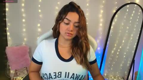 Tiffany Lopez online show from 09.22.25