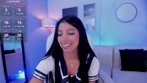 tiffany_low online show from 11.03.25