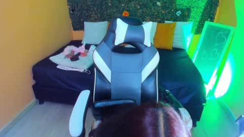 tiffany_sander online show from 12.24.24