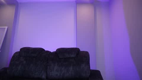 tiffany_sander online show from 11.12.25