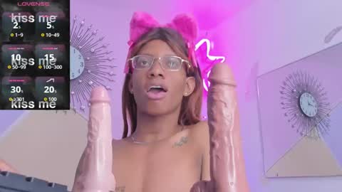 Snapshot of tiffany_valentine15xxx chatting on 10.08.25 Xander Barbie online show from 10.08.25