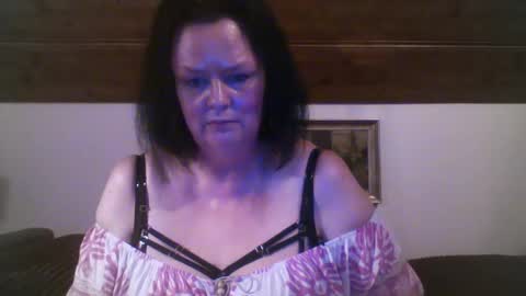 TiffanyMature online show from 09.08.25