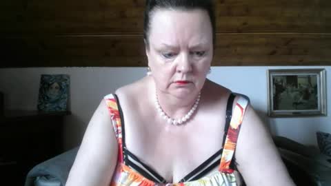TiffanyMature online show from 05.08.26
