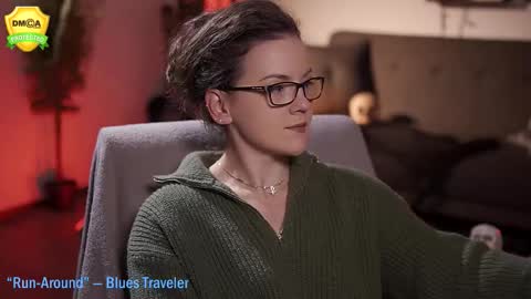 tiffanyriox online show from 11.19.25