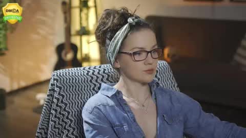 tiffanyriox online show from 03.19.26