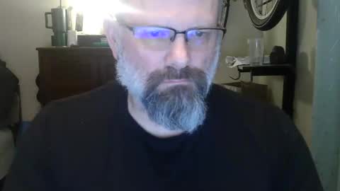 Snapshot of tiffanysboy chatting on 02.15.26 California Man online show from 02.15.26