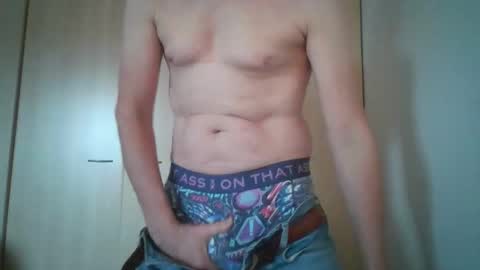 tigerjow941808 online show from 10.31.25