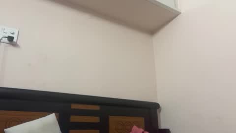 Snapshot of tigertinku chatting on 11.08.25 tigertinku online show from 11.08.25