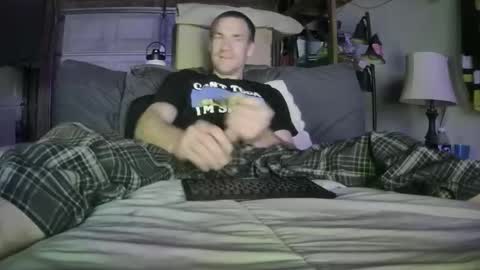 Snapshot of tiggity19 chatting on 03.19.26 Tiggity23 come stroke my 9 cock with ne online show from 03.19.26