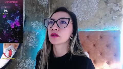 TILA TEQUILA online show from 12.16.24