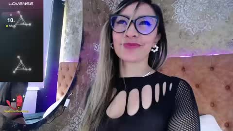 TILA TEQUILA online show from 12.20.24
