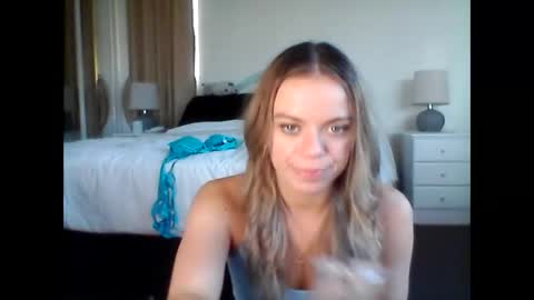 Snapshot of tilylove chatting on 04.30.26 Tily Love online show from 04.30.26