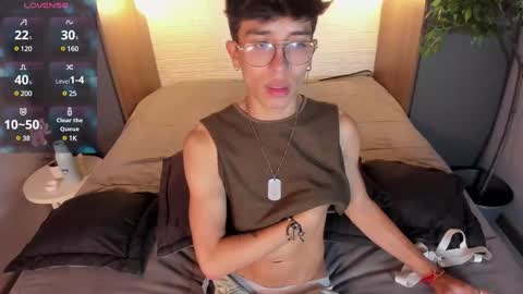 Snapshot of tim__fox chatting on 01.17.25 Tim Fox online show from 01.17.25