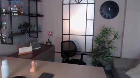 Snapshot of tim__fox chatting on 01.28.25 Tim Fox online show from 01.28.25