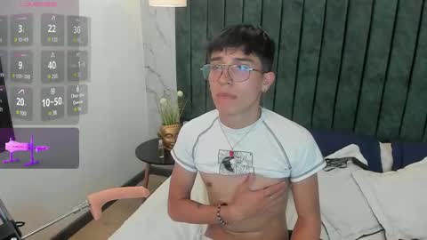 Snapshot of tim__fox chatting on 02.08.25 Tim Fox online show from 02.08.25