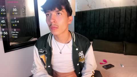 Snapshot of tim__fox chatting on 09.12.25 Tim Fox online show from 09.12.25