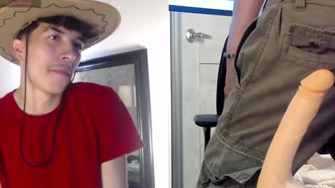 Snapshot of tim__fox chatting on 09.21.25 Tim Fox online show from 09.21.25