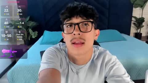 Snapshot of tim__fox chatting on 10.21.25 Tim Fox online show from 10.21.25