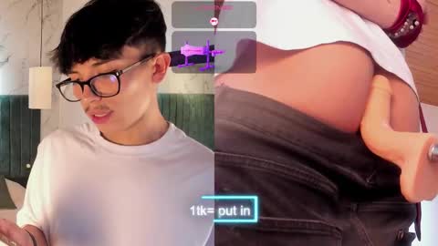 Snapshot of tim__fox chatting on 10.26.25 Tim Fox online show from 10.26.25