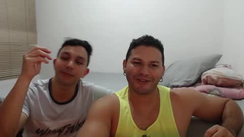 Snapshot of tim_and_sam chatting on 10.09.25 Timothy and Santy online show from 10.09.25