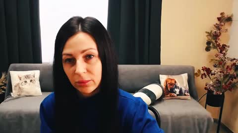 Luisa online show from 03.11.25