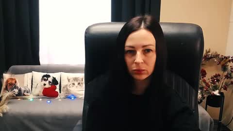 Luisa online show from 10.08.25