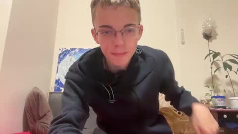 Snapshot of timveret chatting on 12.01.24 Wizard online show from 12.01.24