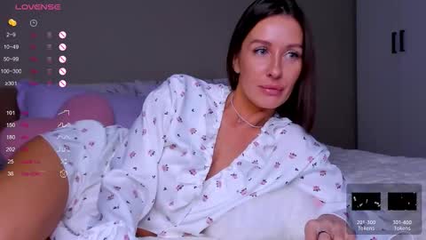 Snapshot of tina__bestie chatting on 10.16.25 Tina online show from 10.16.25