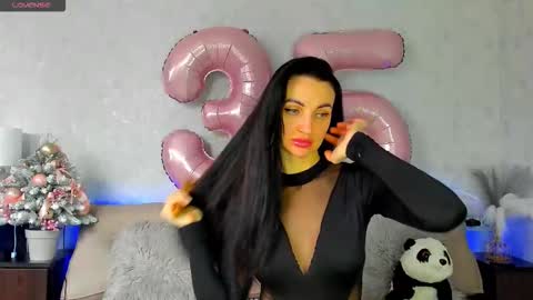 Tina online show from 12.05.25