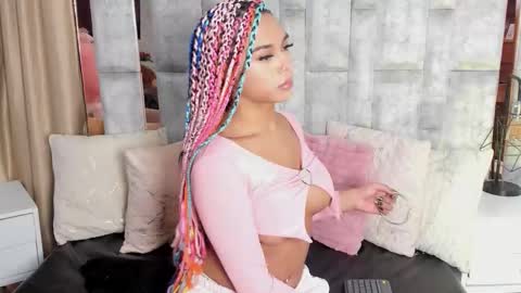 Snapshot of tina_noa chatting on 10.14.25 Tina noa online show from 10.14.25