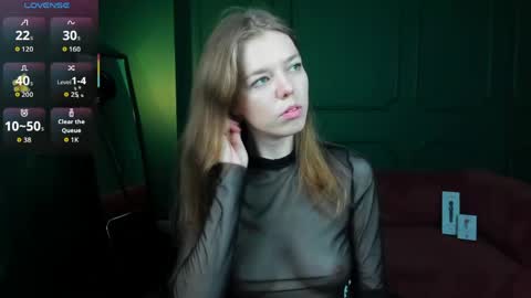 Snapshot of tina_tayllor__ chatting on 06.04.26 tina_tayllor__ online show from 06.04.26