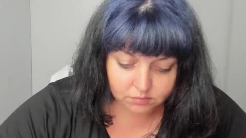 Tina online show from 09.17.25