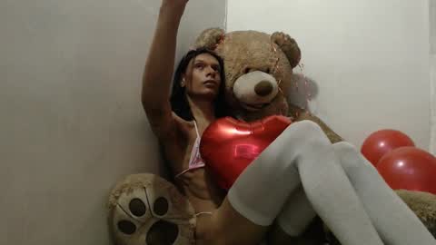 tinaa_williams online show from 02.14.25