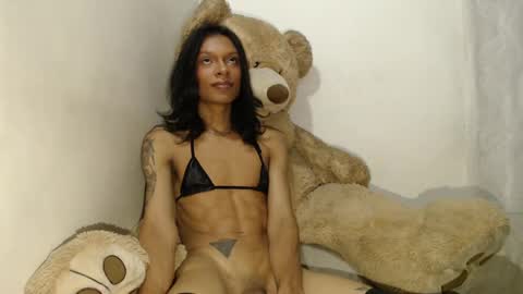 tinaa_williams online show from 02.25.25