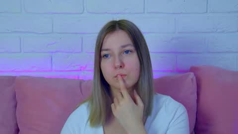 TinaBurton online show from 03.21.26