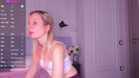 tinasiner online show from 12.22.24